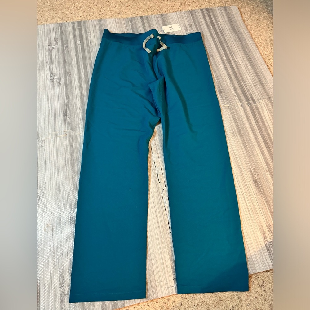 Teal Figs Scrub Pant